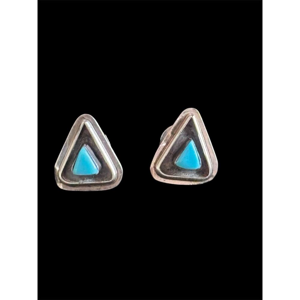 Vtg Southwestern Petite Bezel Set Triangle Turquoise Stud Earrings 925 10x9 mm